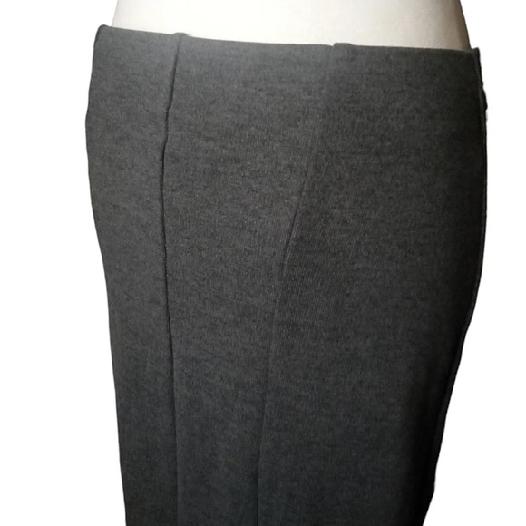 Zara Dark Gray Ruffled Hem Pull On Midi Skirt NWT Size Medium - Picture 3 of 8